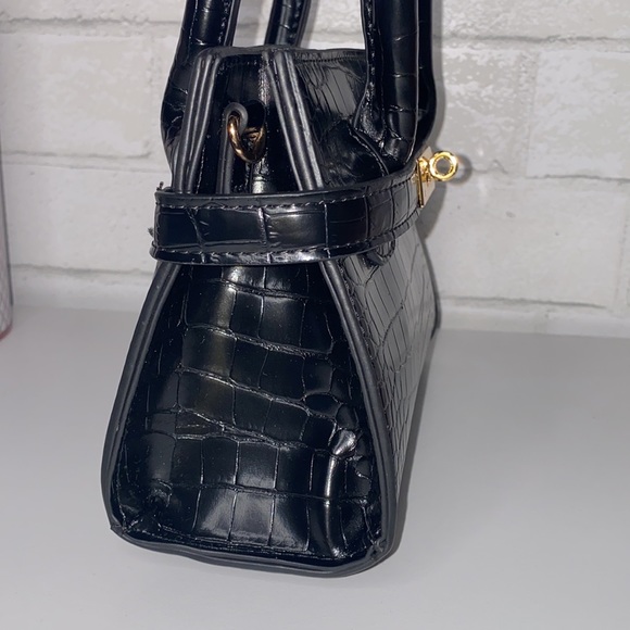 ⚠️ MUST GO! Double Handle Handbag- Black - Picture 2 of 7